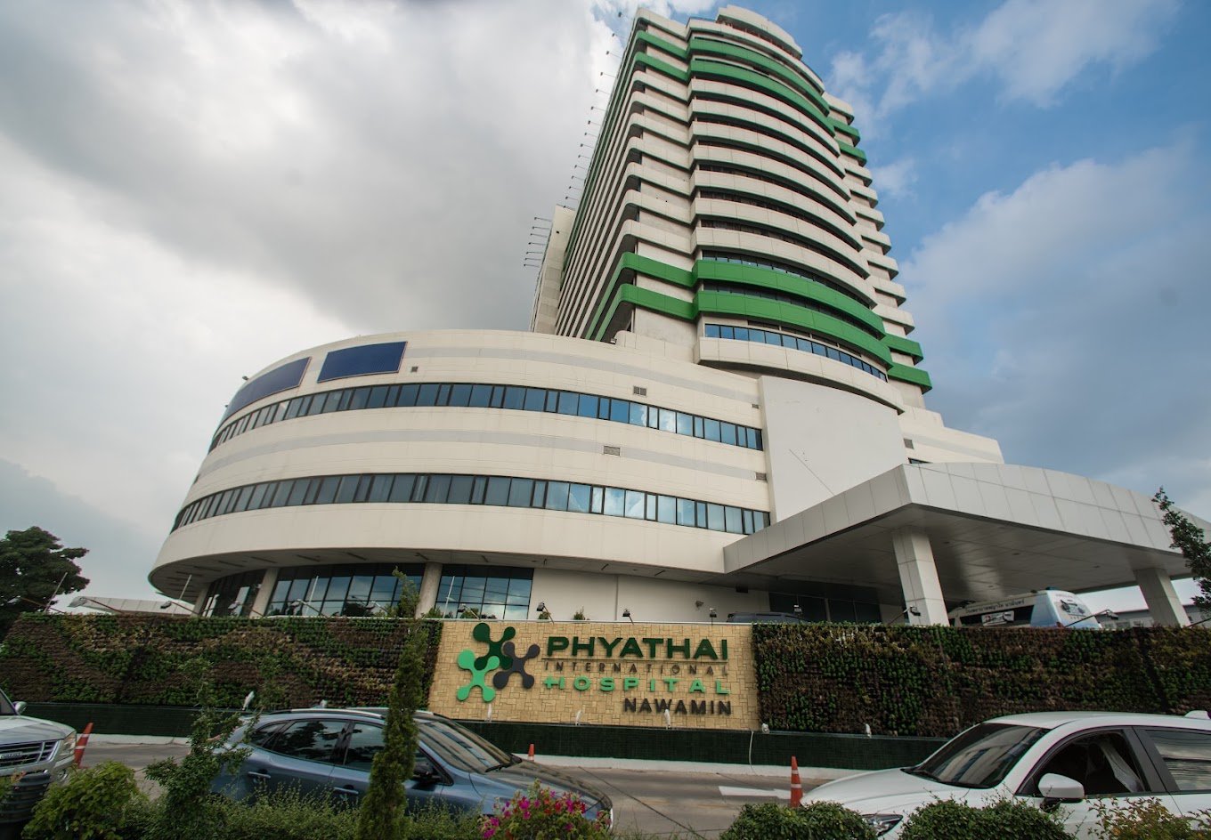 Phyathai Nawamin Hosiptal